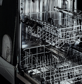 Vezeni dishwasher interior side view